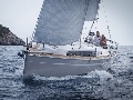 Sailing on Bavaria 33
