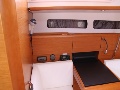 Navigation desk