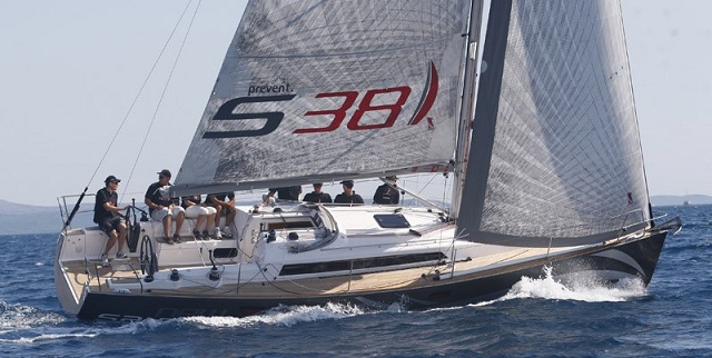 Salona 38 Performance Cruiser