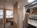 Kabine mit Badezimmer