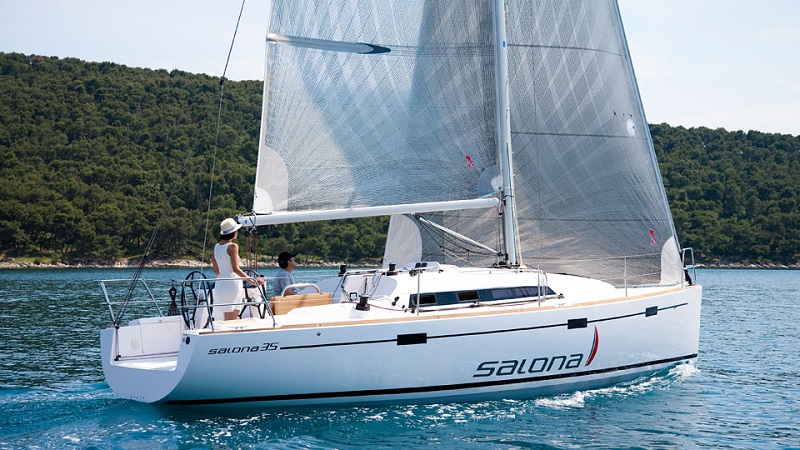 Salona 35 High Performance Cruiser