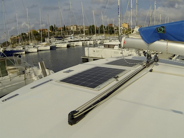 Sonnenkollektoren am Bord