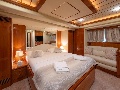 Double cabin