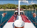 Sun deck with jacuzzi