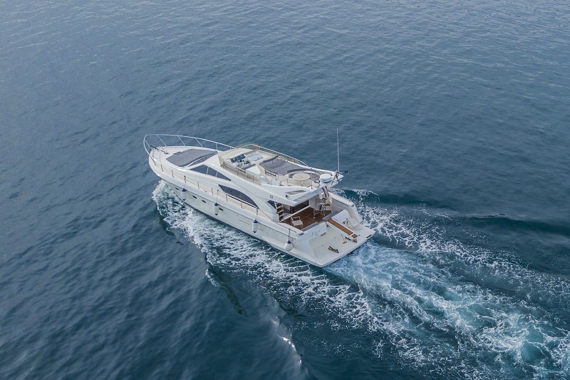 Ferretti 530