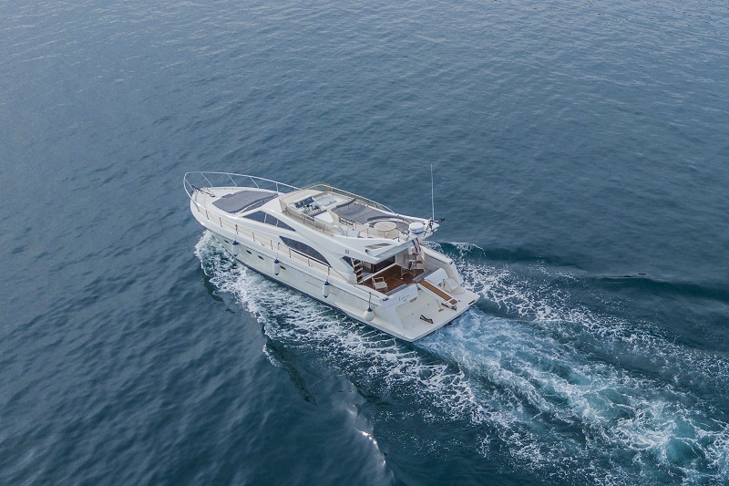 Ferretti 530 