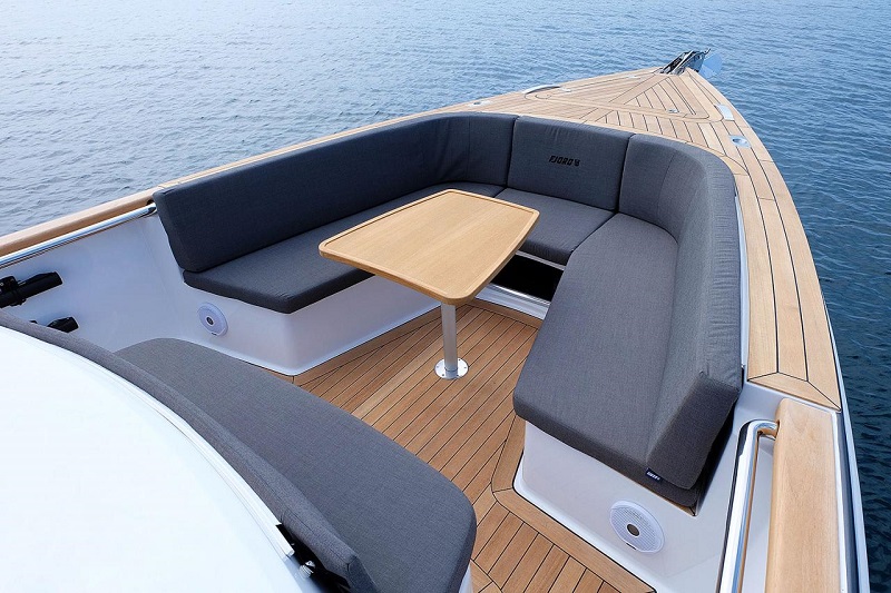 Lounge area with table on bow 