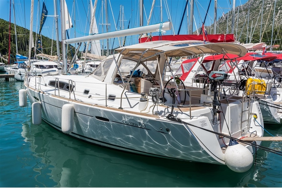 Beneteau Oceanis 50 Family