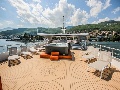 Sun deck with jacuzzi