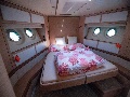 Double cabin