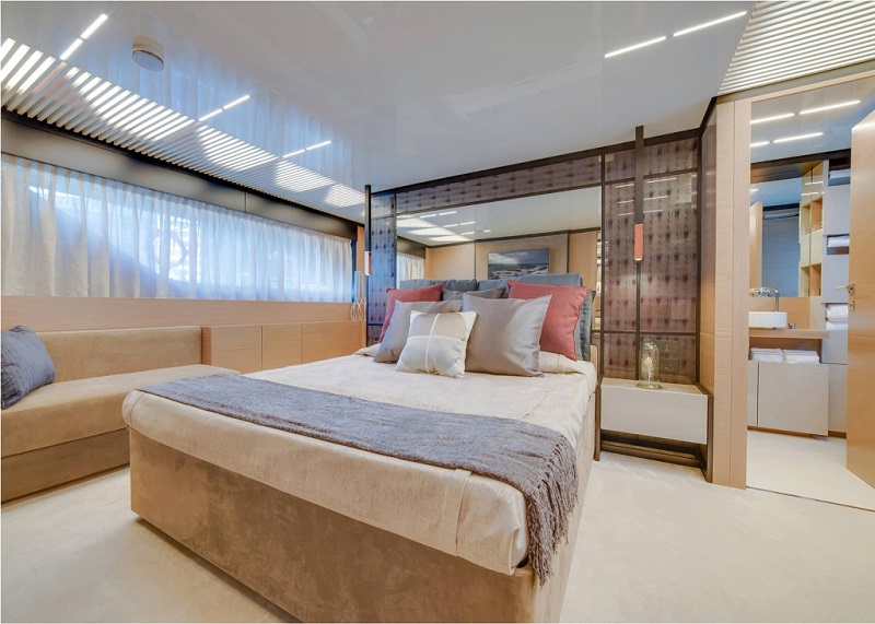 Double cabin