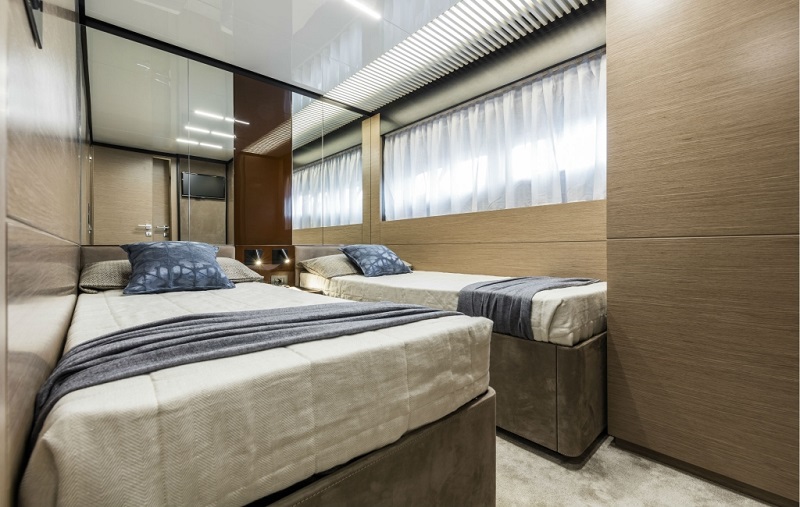 Twin cabin