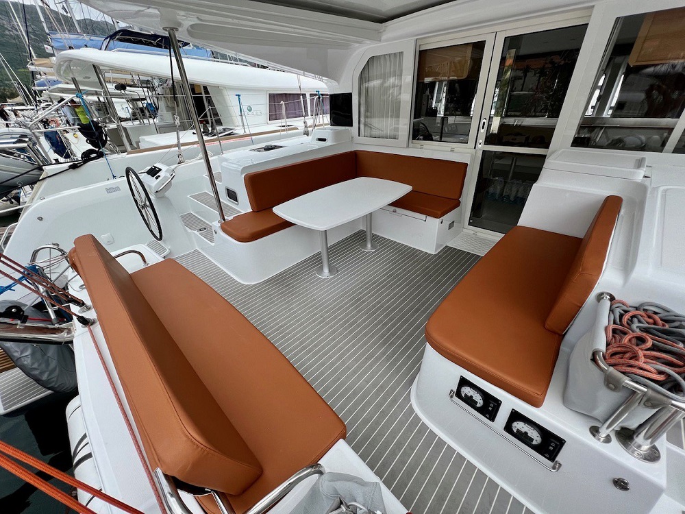 Stern deck