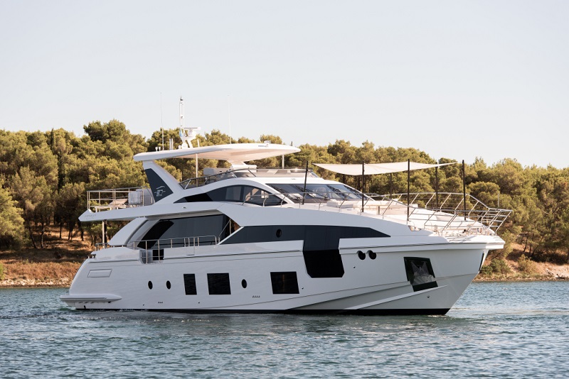 Azimut Grande 27