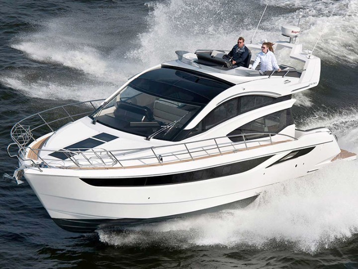 Galeon 430 Skydeck