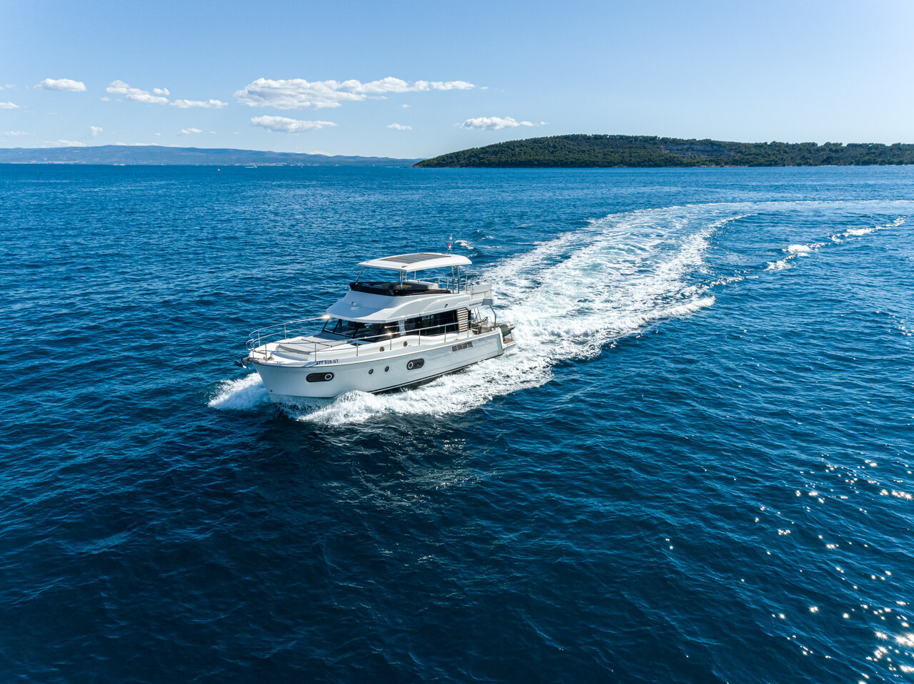 Beneteau Swift Trawler 48