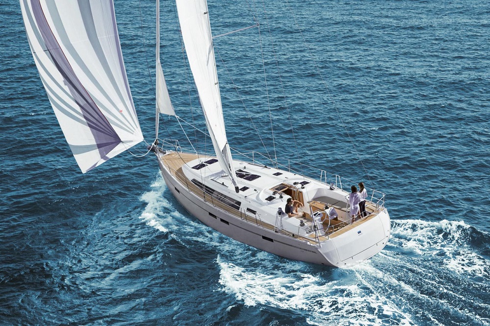 Bavaria Cruiser 46 Style - 4 cabins