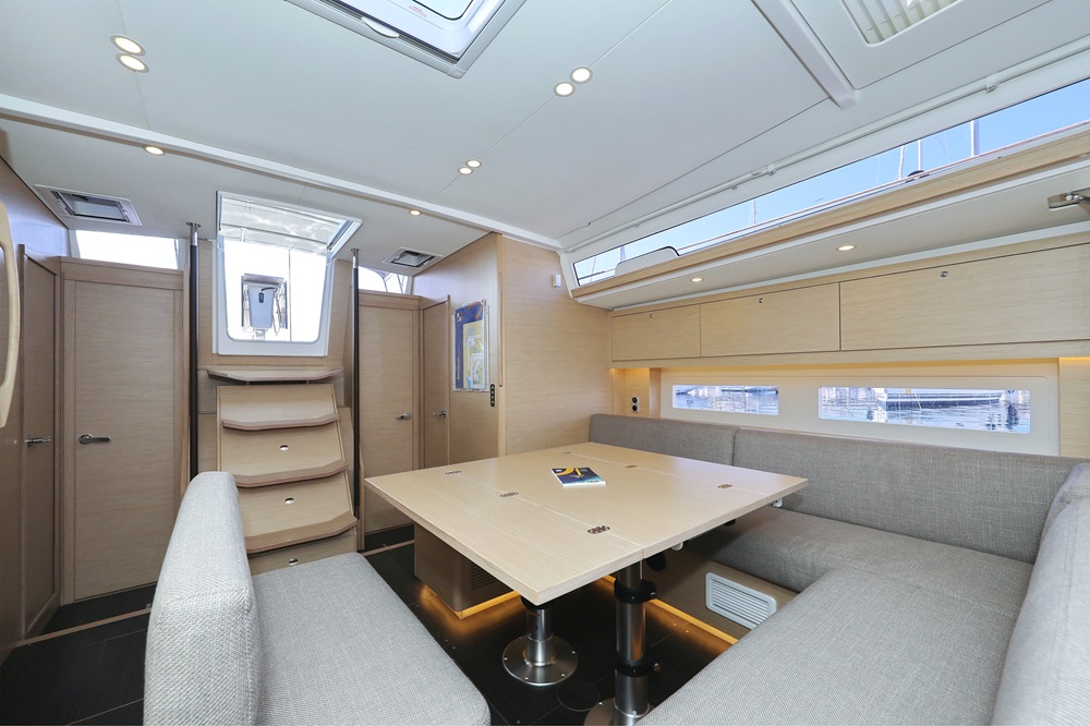 Dufour 530 - 6+1 cabins