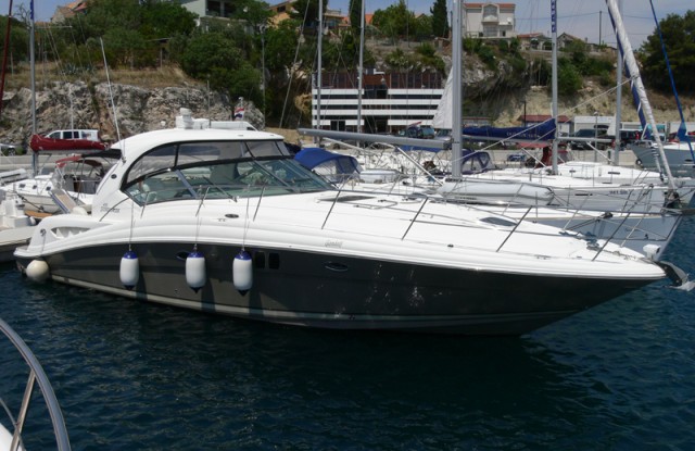 Sea Ray 455