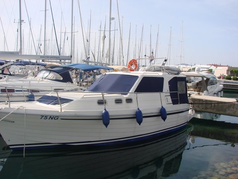 Adria 1002