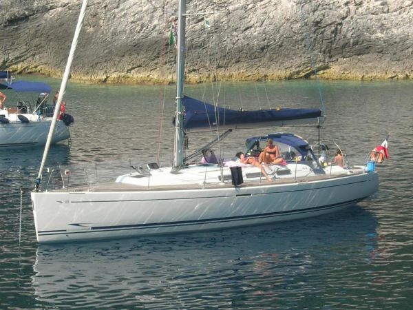 Dufour 44 Performance
