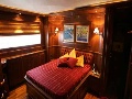 Double cabin