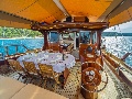 Dining on stern deck