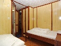 Twin cabin 1