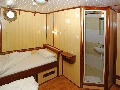 Twin cabin with toilet 4