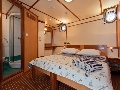 Double bed cabin
