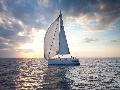 Sonnenuntergang auf Bavaria 36 Cruser