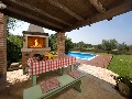 Outdoor dining with fire place