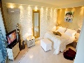 Garden suite bedroom