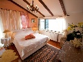 Top floor double bedroom
