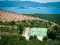 Blick auf das Weingarten und den Tennisplatz