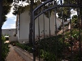 Gate