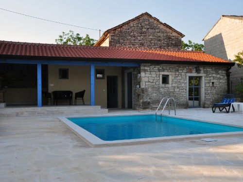 Casa Ava