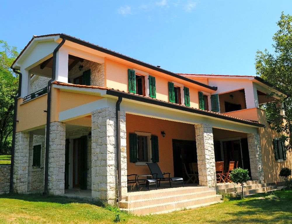 Villa Ana