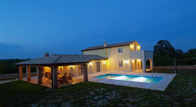 Villa Ena in the evening