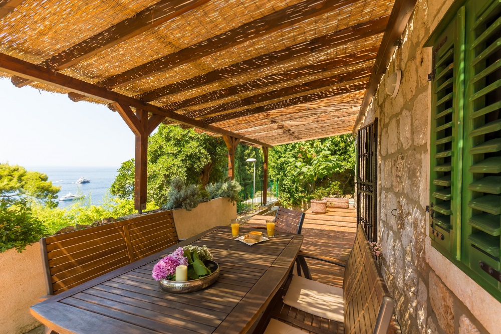 Outside dining area