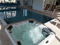 Pool und Jacuzzi