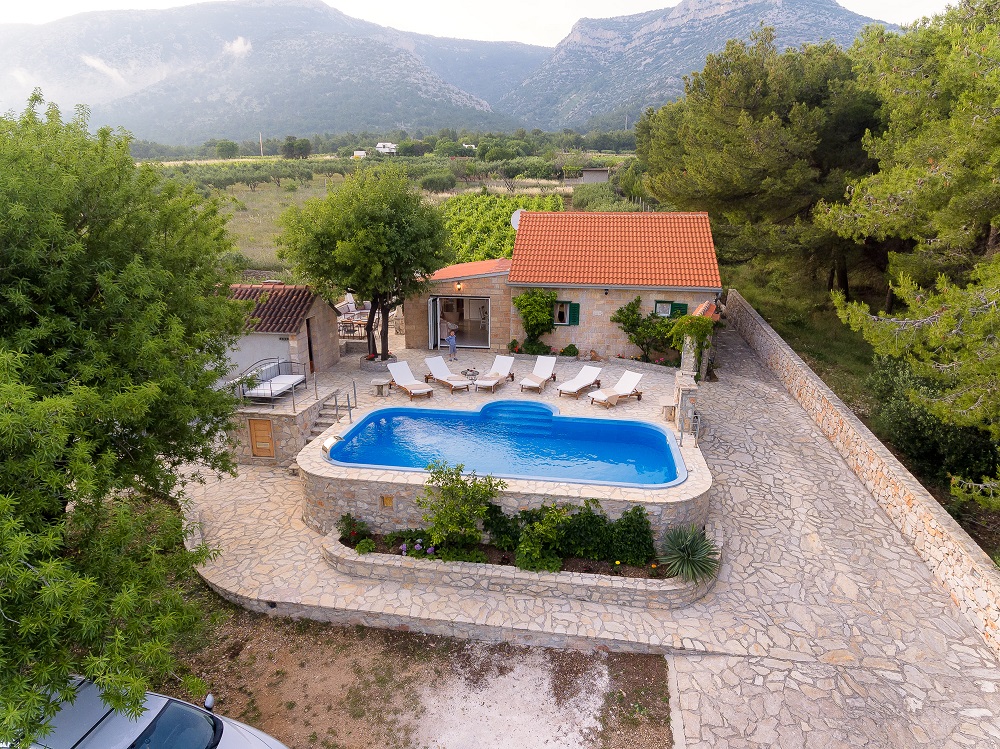 Villa Rose mit Pool