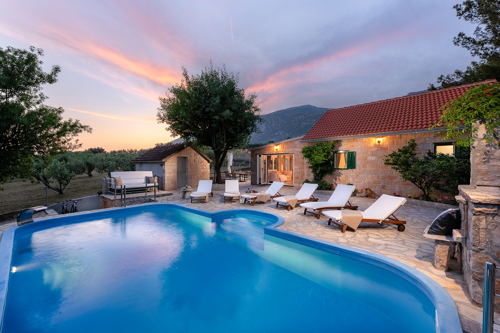 Villa Rose mit Pool