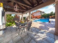 Outdoor kitchen and barbeque area