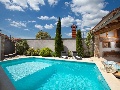 Villa Tena mit Pool