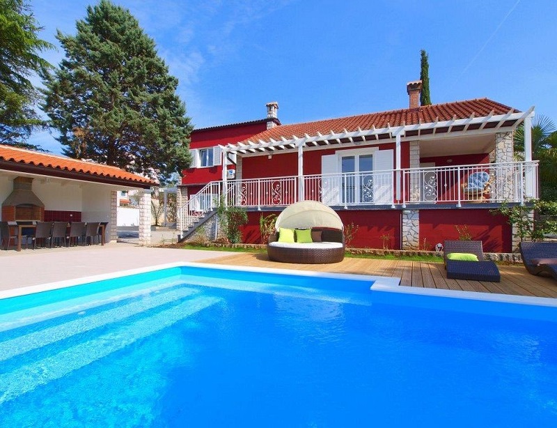 Villa Giulia with pool