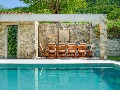 Pool and barbeque area