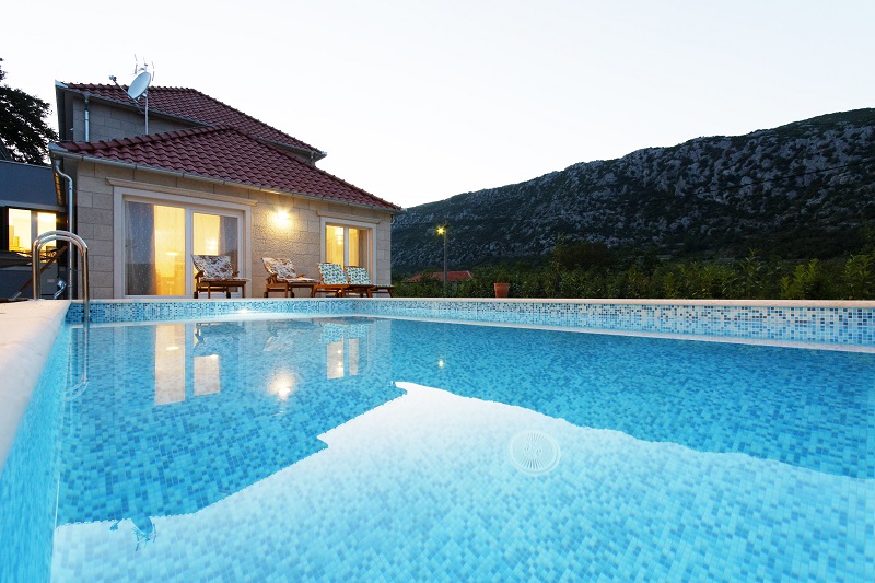 Villa Anamarija mit Pool