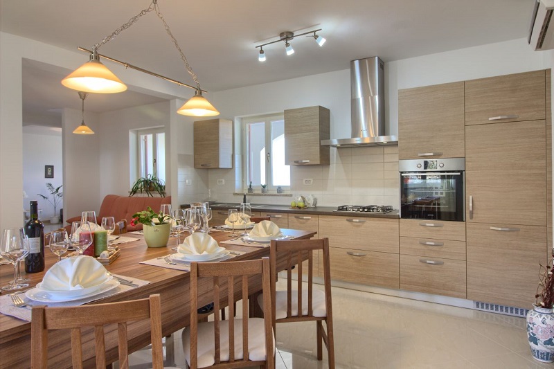 Kitchen and dining room