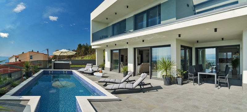 Villa Felicidad with pool